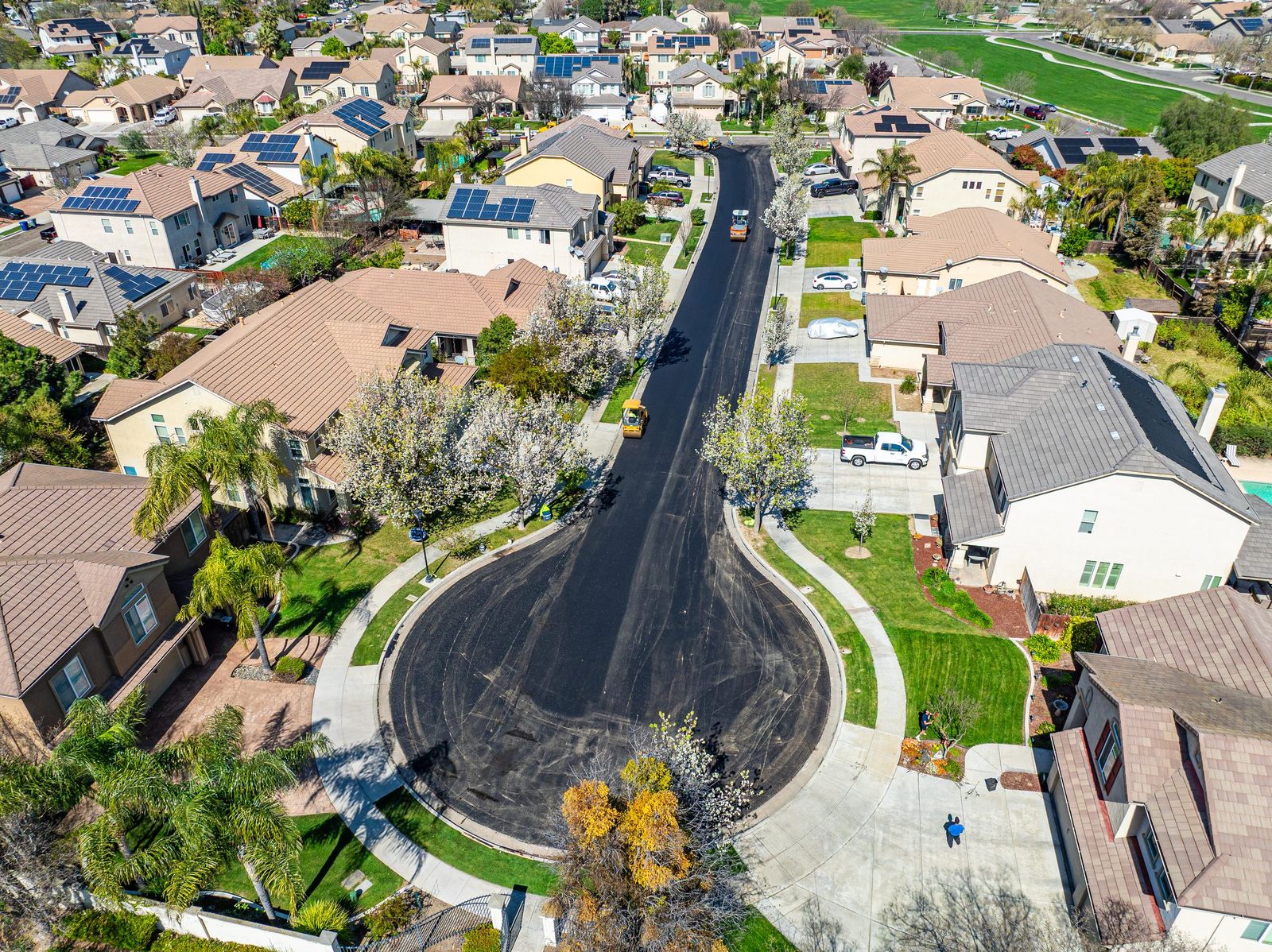 Freshly paved cul-de-sac — City of Los Banos