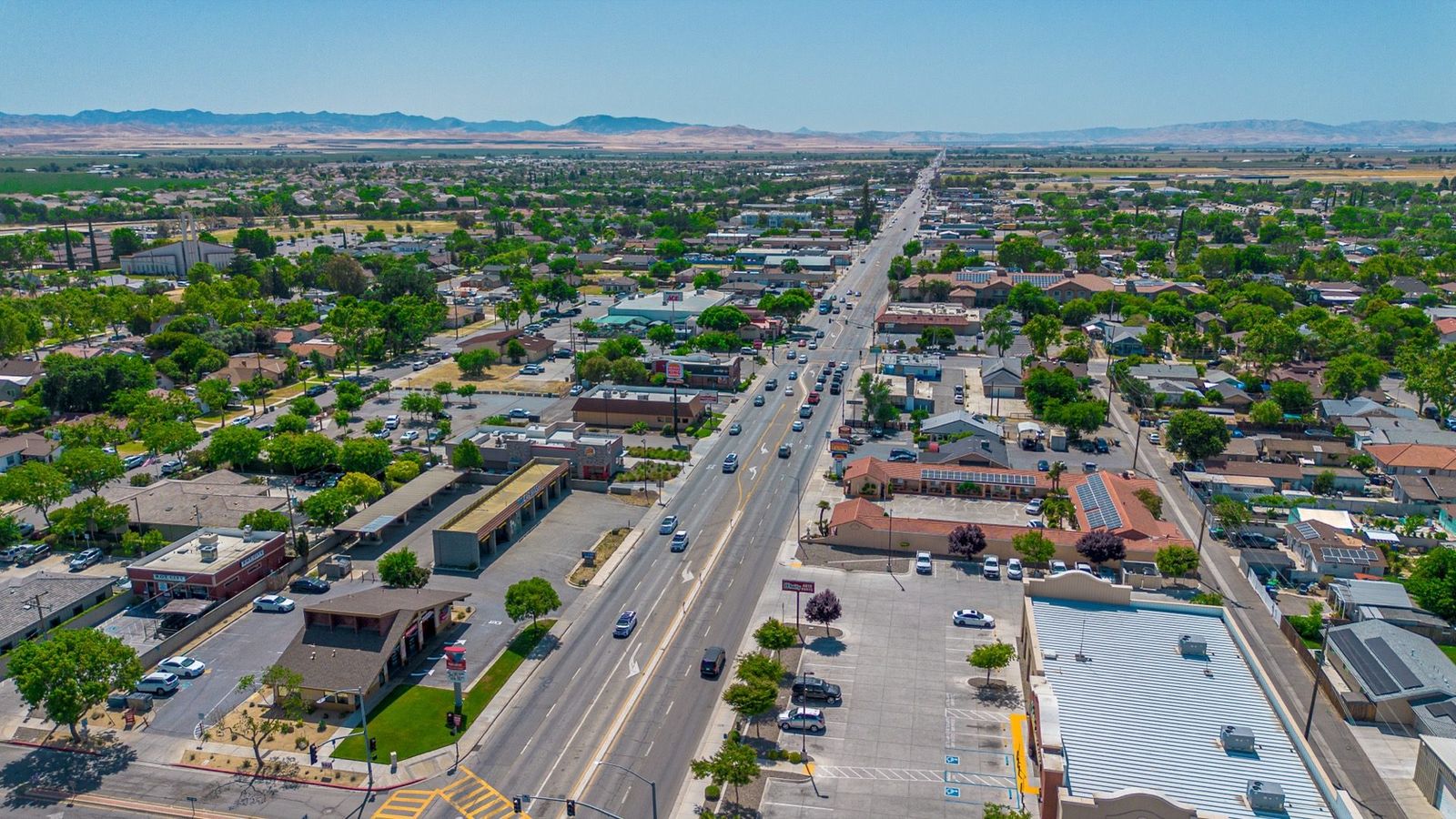 Main Street to the foothills — City of Los Banos