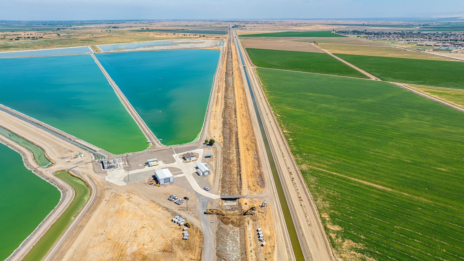 Ponds, pipeline and farmland — City of Los Banos